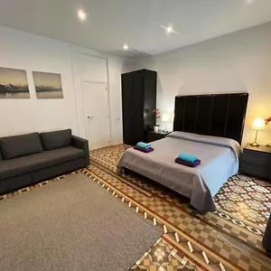  Bed & Breakfast On Balmes